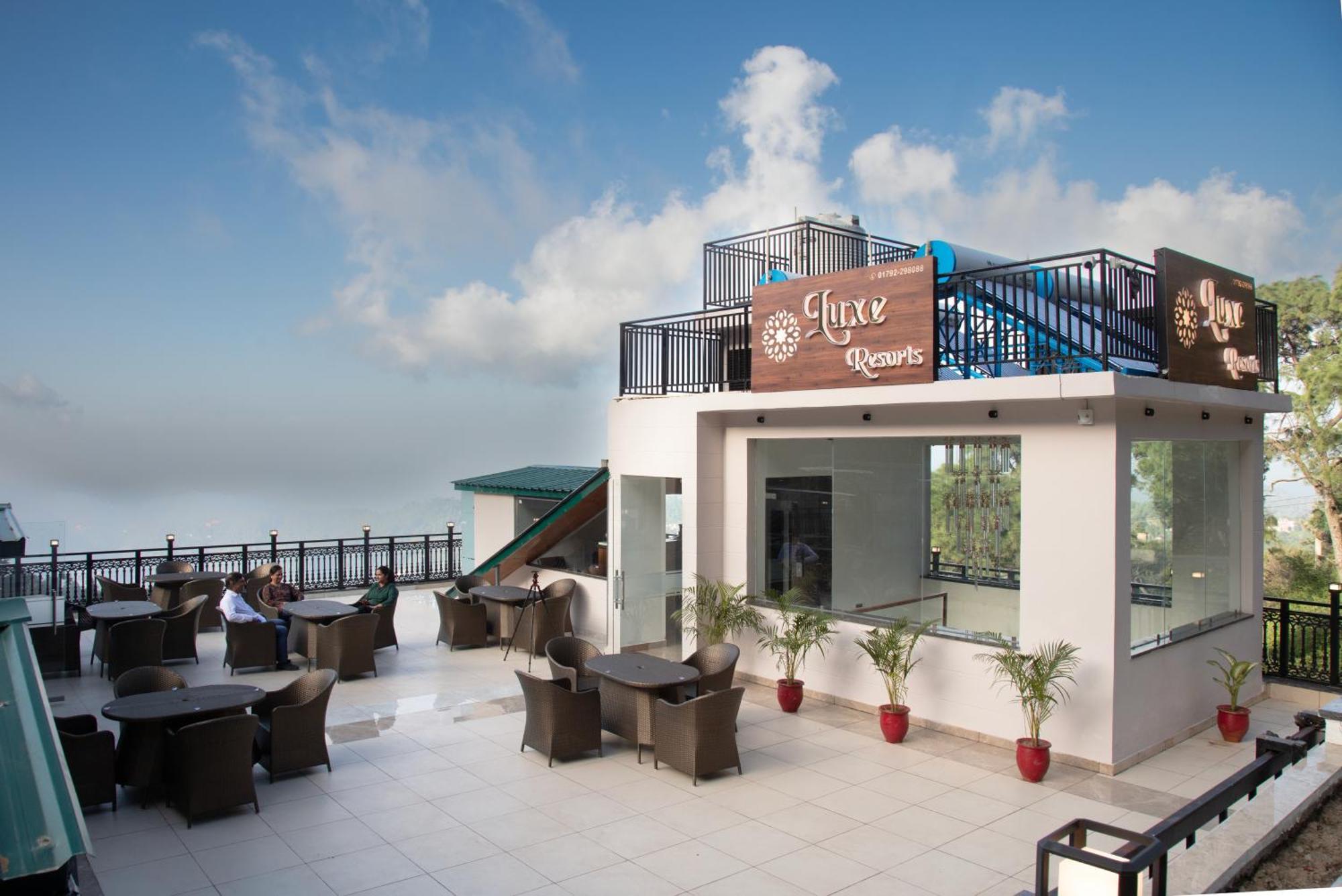 Luxe Resorts - Centrally Heated Air Conditioned Hotel In The Heart Of Kasauli Buitenkant foto