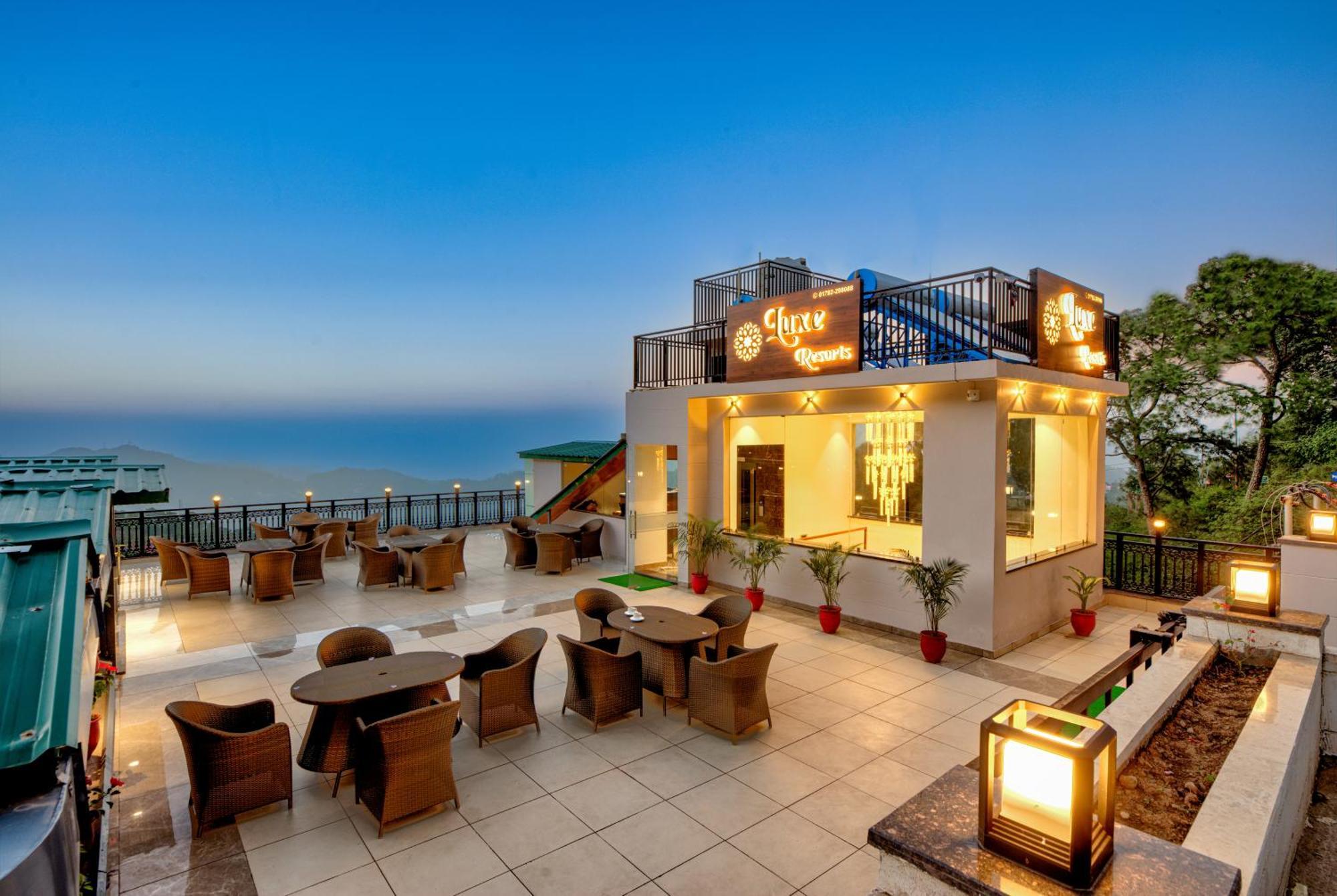 Luxe Resorts - Centrally Heated Air Conditioned Hotel In The Heart Of Kasauli Buitenkant foto